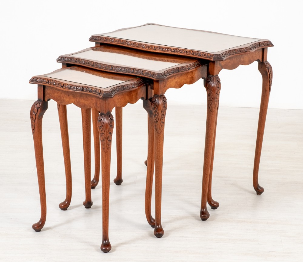 Pretty Queen Anne Style Nest of 3 Tables