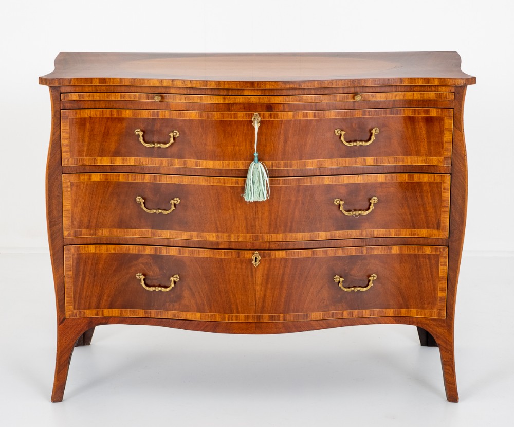 Hepplewhite Design Mahogany Commode
