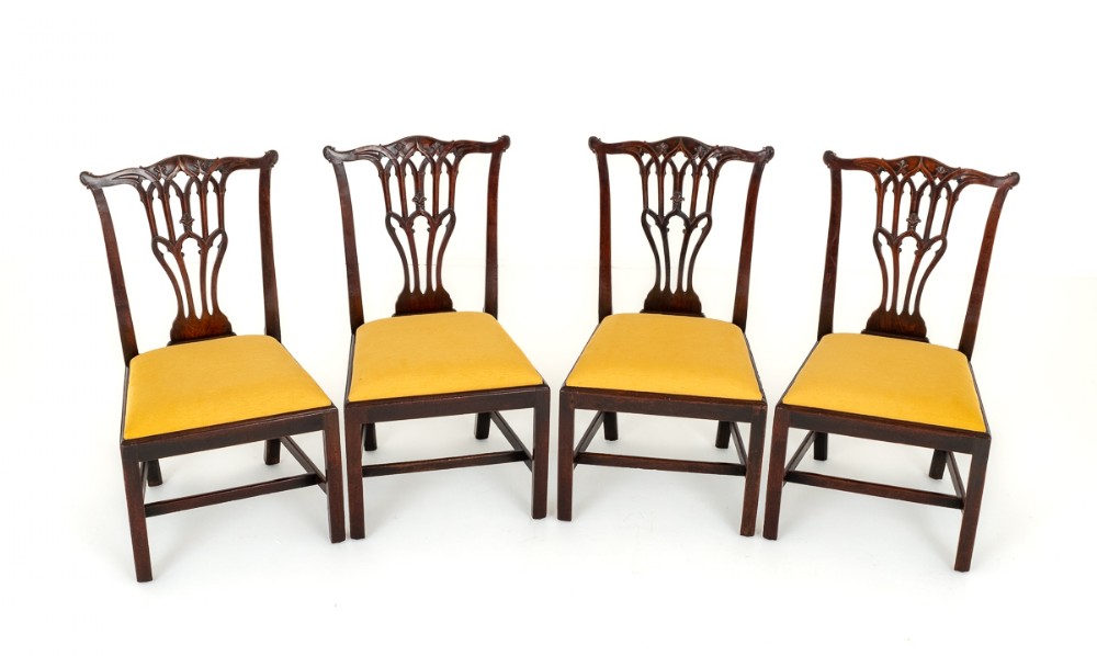 Set of 4 18th Century Mahogany Dining Chairs