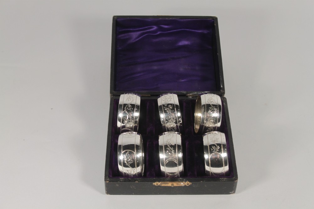 Cased Set of 6 Silver Napkin Rings