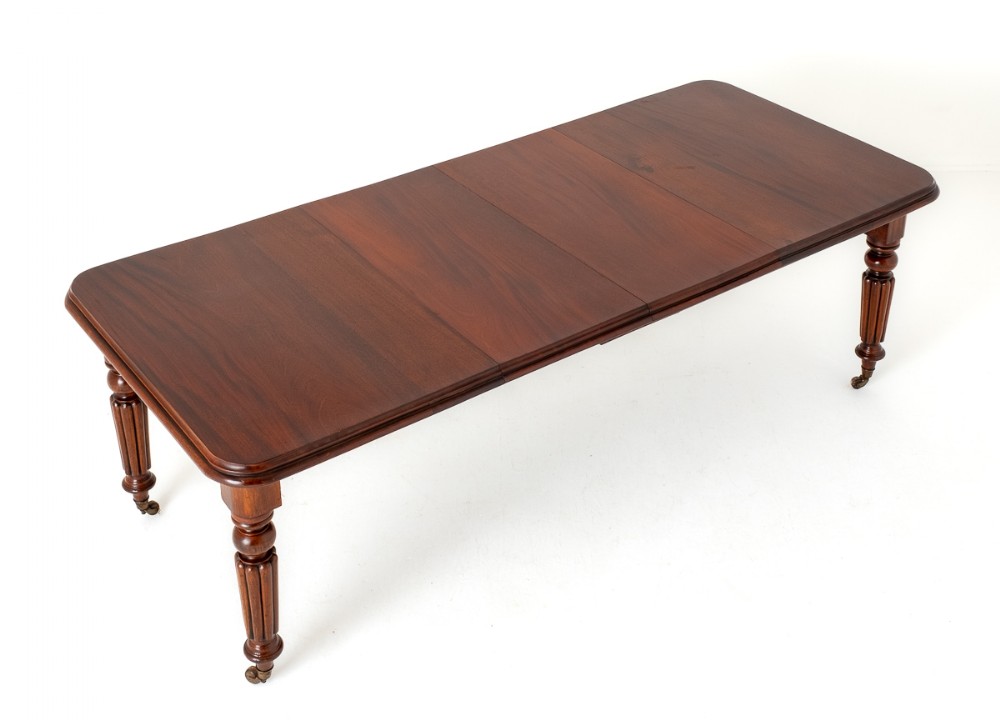 Victorian Mahogany 2 Leaf Extending Dining Table