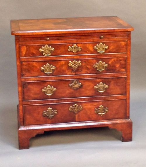 A Small 18thc Walnut Bachelor’s Chest of Drawers