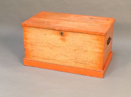 A Late 19thc Pine Linen Chest