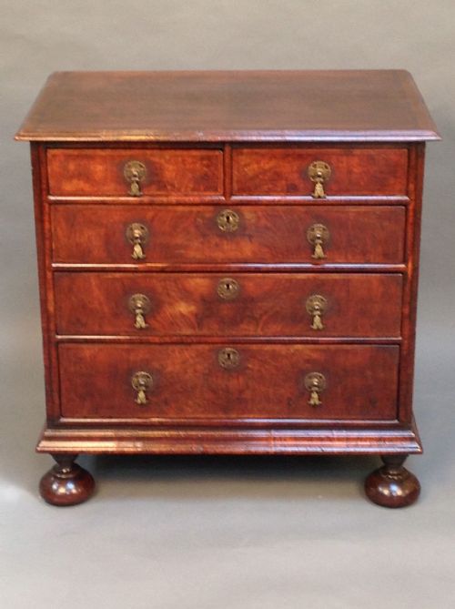 18thc. Walnut Chest of Drawers with Herringbone Inlay