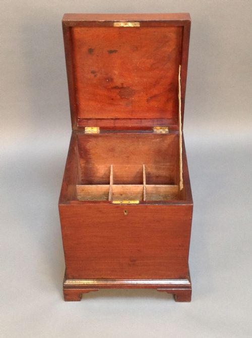 Georgian Mahogany Cellarette/wine Cooler