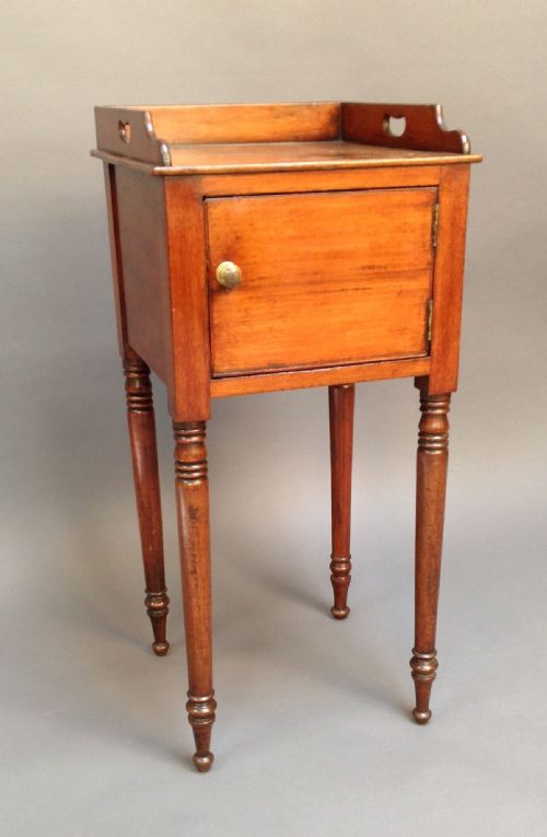 19thc. Mahogany Single Drawer Pot Cupboard Or
bedside Table