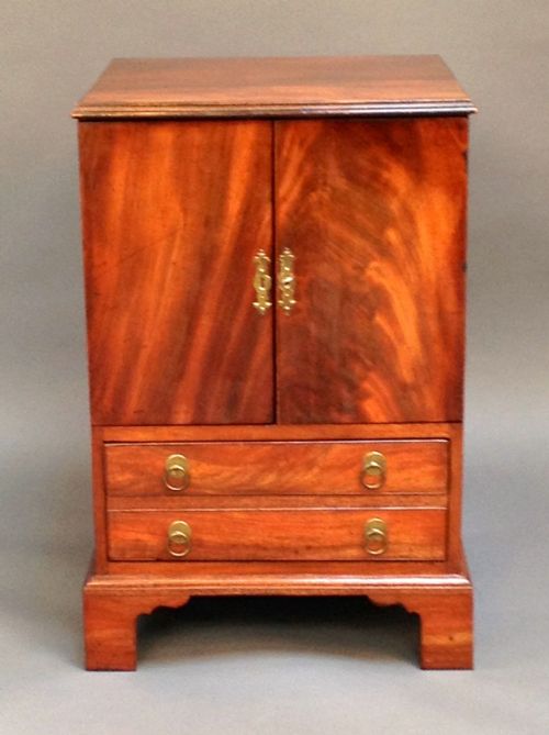 Early 19thc. Mahogany 2 Door, Single Drawer
cabinet or Bedside Cupboard