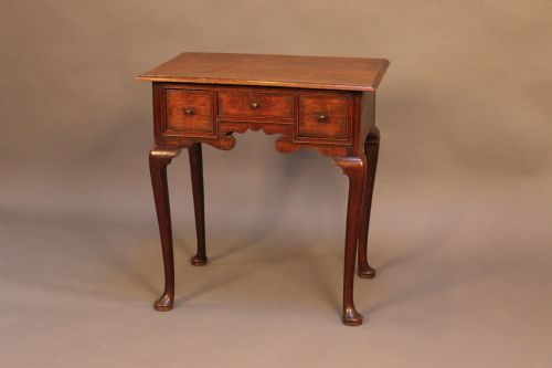 18thc. Oak Lowboy