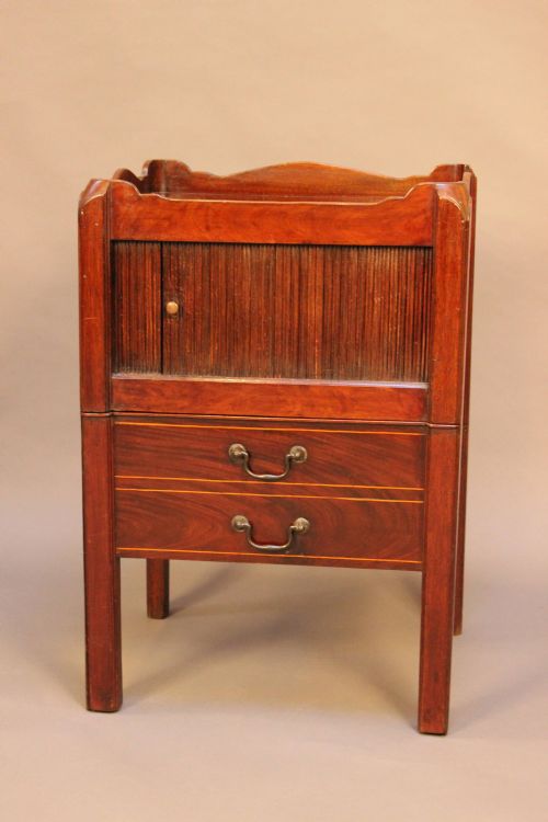 19thc. Mahogany Tray Top Bedside Cabinet