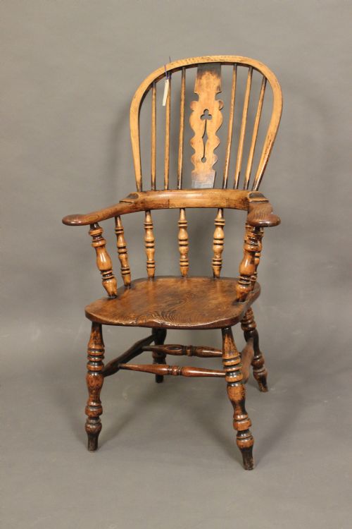 One Early 19thc Elm and Ash Windsor Chair