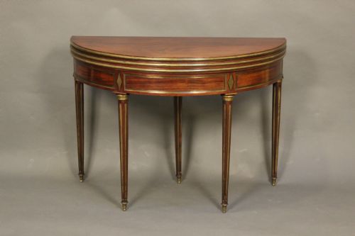 19thc Mahogany Three Tier Card/tea Table