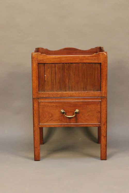 Mahogany Bedside Cabinet