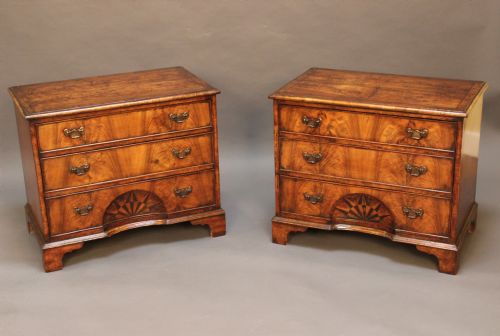 Pair of 19thc Walnut Chest of Drawers of George 1st Design