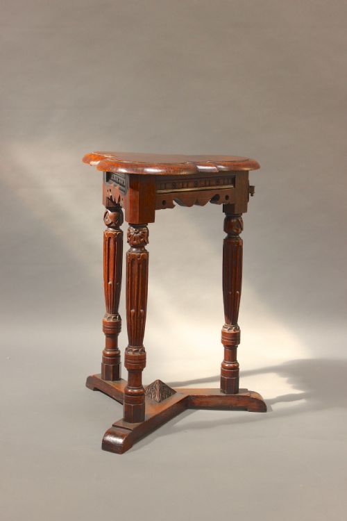 Late 19thc Oak “Clover Leaf” Tripod Table