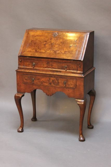 Late 19thc. Walnut Bureau of Small Proportions