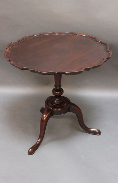 19thc. Mahogany Pie Crust Tripod Table