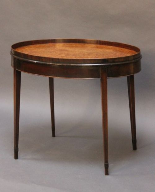 Satin Birch & Mahogany Table/
stand