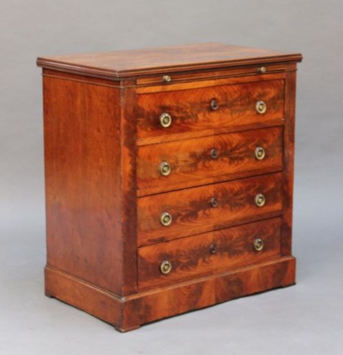 Small 19thc. Mahogany Chest of Drawers