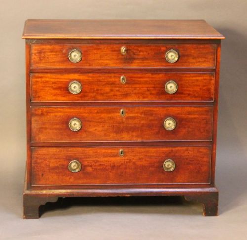 Georgian Mahogany Dressing Chest