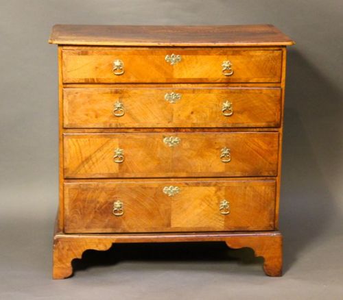 18thc Walnut Chest of Drawers
