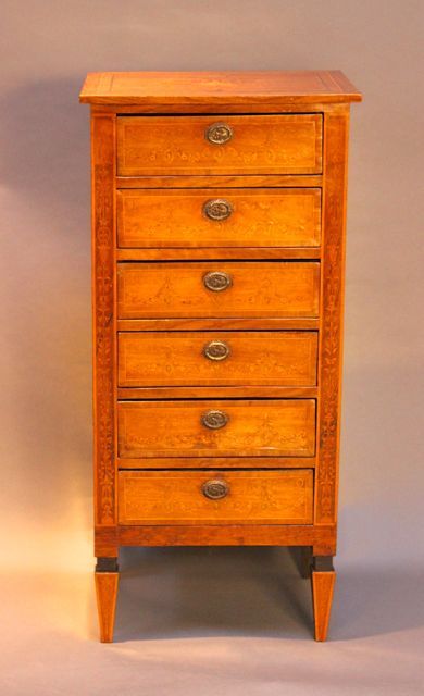 19thc. Mahogany & Rosewood Wellington Style Chest