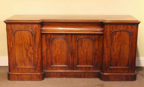 19thc. Mahogany Sideboard