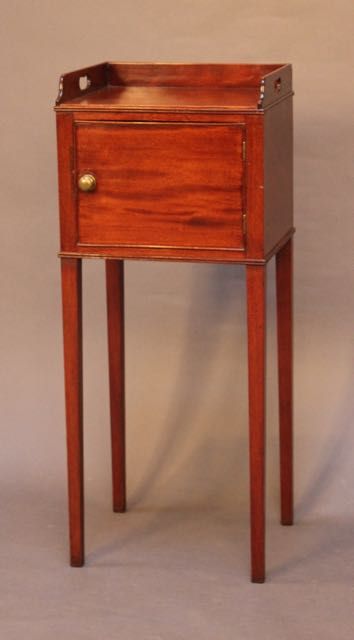 19thc. Mahogany Pot Cupboard