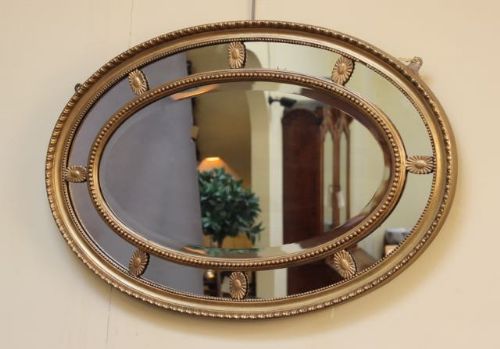 19thc. Oval Gilt Mirror