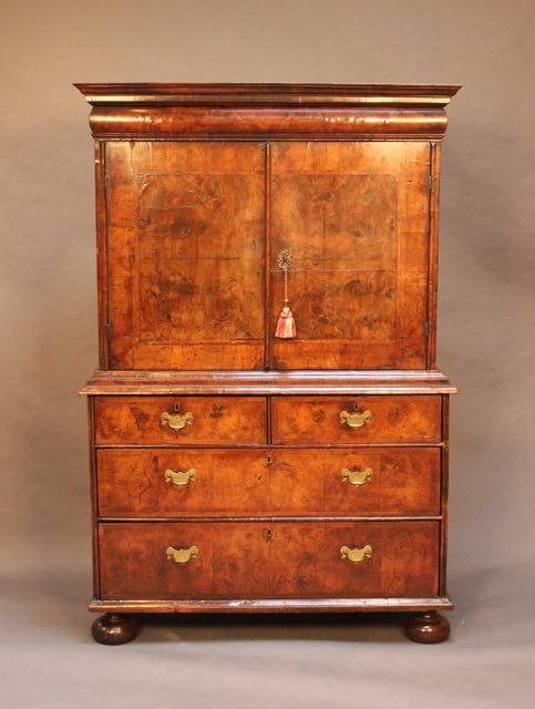18thc. Walnut Cabinet on Chest