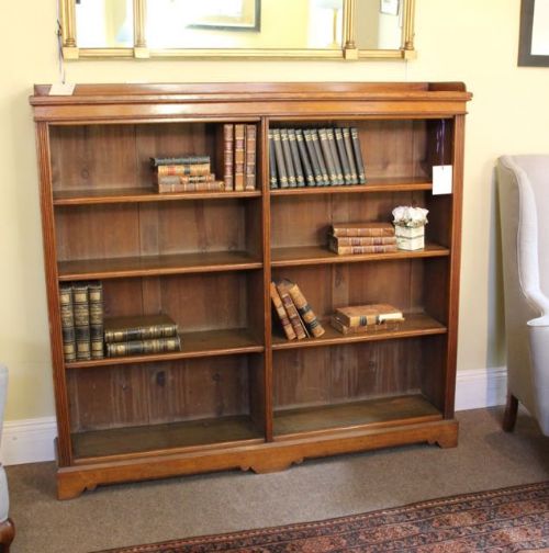 19thc. Open Oak Bookcase in 
Three Sections