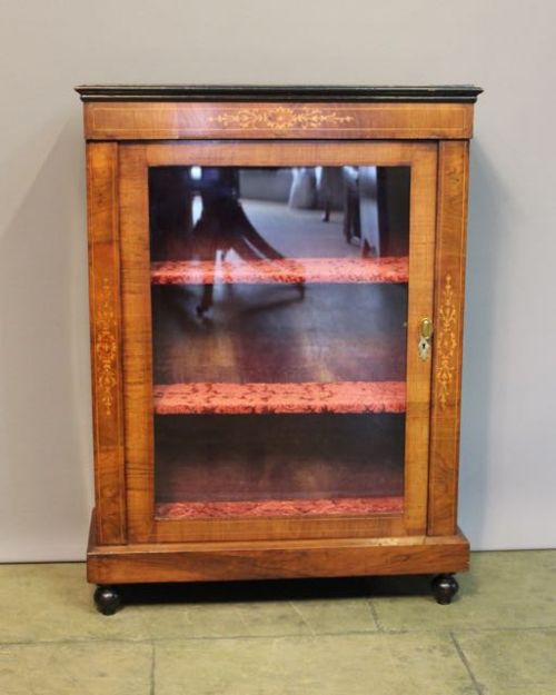 19thc. Walnut Bookcase