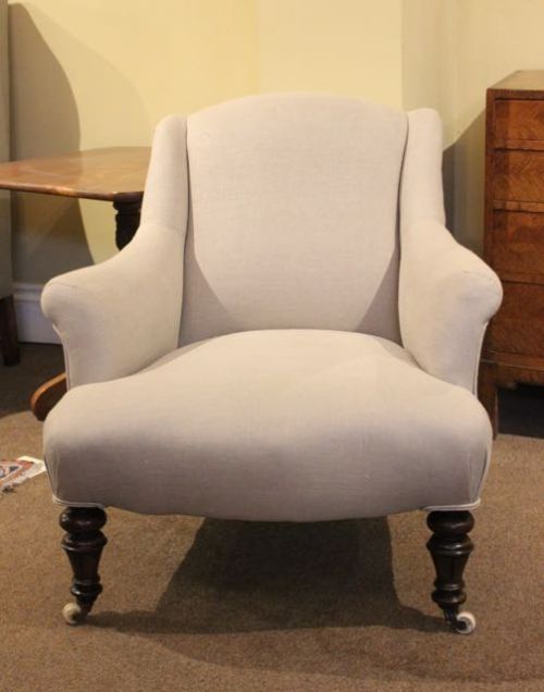 19thc. Walnut Armchair
