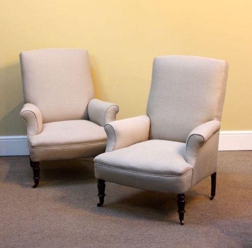 Pair of 19thc. Walnut Armchairs