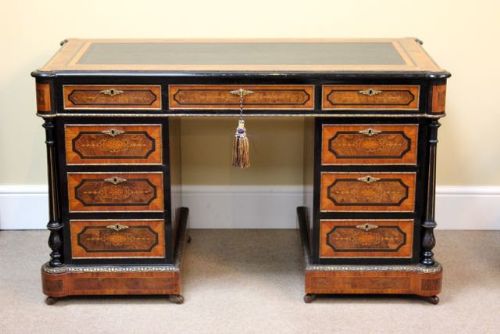 19thc. Pedestal Desk
veneered in kingwood with boxwood
stringing & inlay