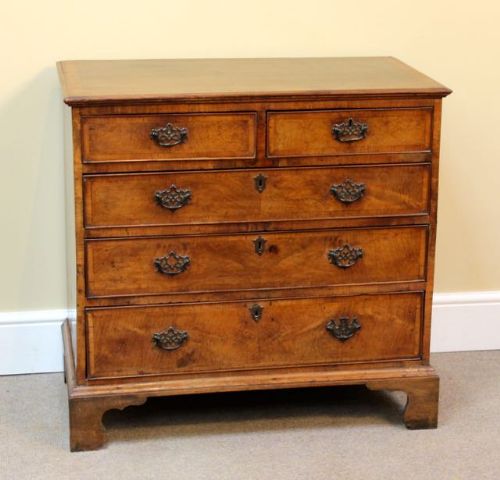 18thc Walnut Chest of Drawers