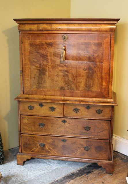 18thc. Walnut Escritoire