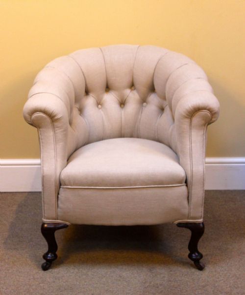 19thc. Button Back Tub Chair