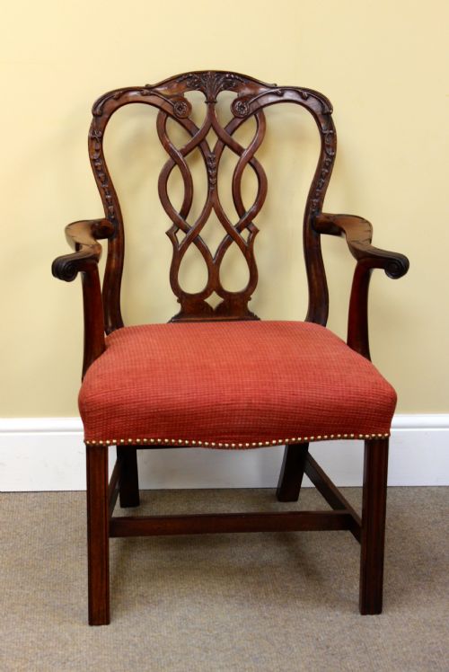 Georgian Mahogany Carver Chair