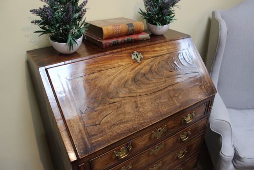 fig 1. Late 18thc Mahogany Bureau