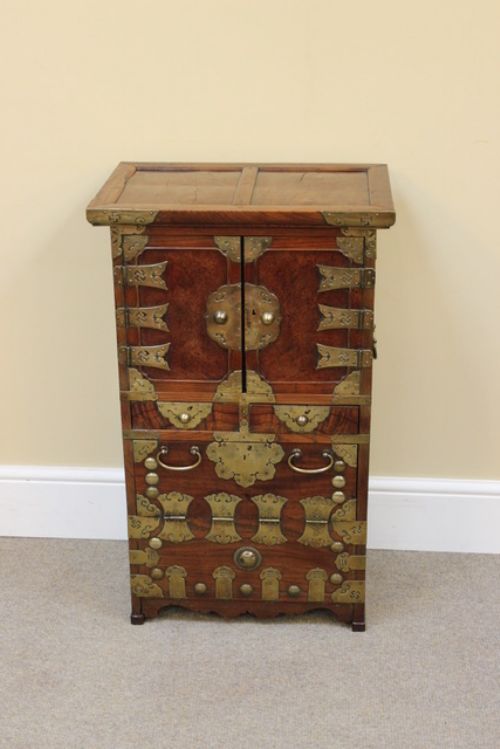Late 19thc Korean Bandagi (Deep Love) Chest