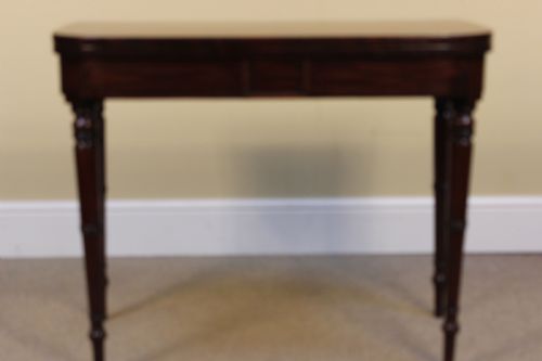 EARLY 19THC MAHOGANY CARD TABLE - ADDITIONAL PHOTO 1