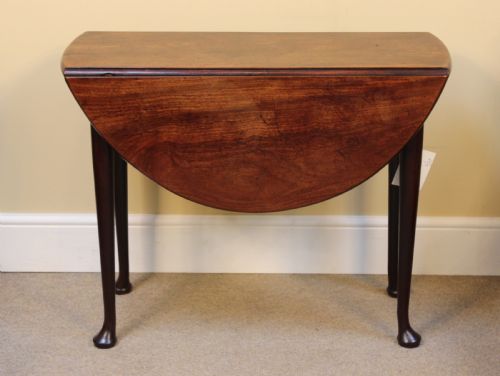 George III Mahogany Drop Leaf Table
