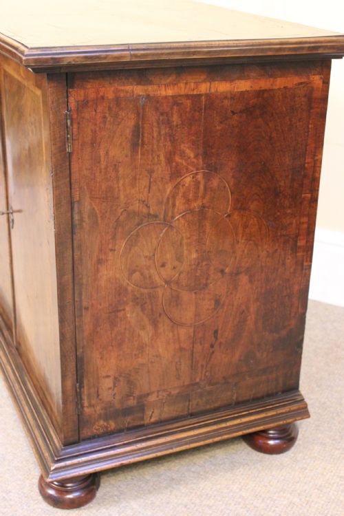 19THC WALNUT CABINET - ADDITIONAL PHOTO 2