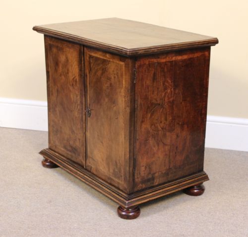 19THC WALNUT CABINET - ADDITIONAL PHOTO 3