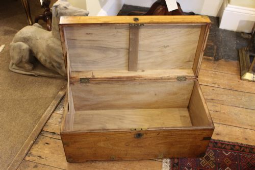 19THC CAMPHOR WOOD CHEST - ADDITIONAL PHOTO 4