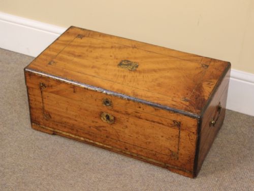19THC SMALL CAMPHOR WOOD CHEST - ADDITIONAL PHOTO 2