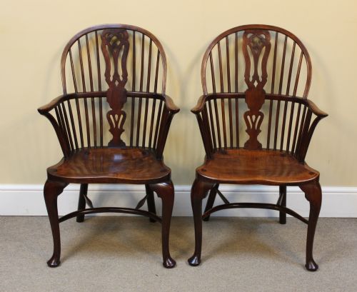 A PAIR OF 19THC YEW ELM WINDSOR CHAIRS - ADDITIONAL PHOTO 2