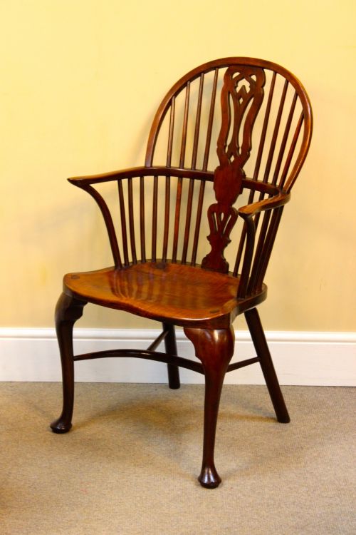 A PAIR OF 19THC YEW ELM WINDSOR CHAIRS - ADDITIONAL PHOTO 3