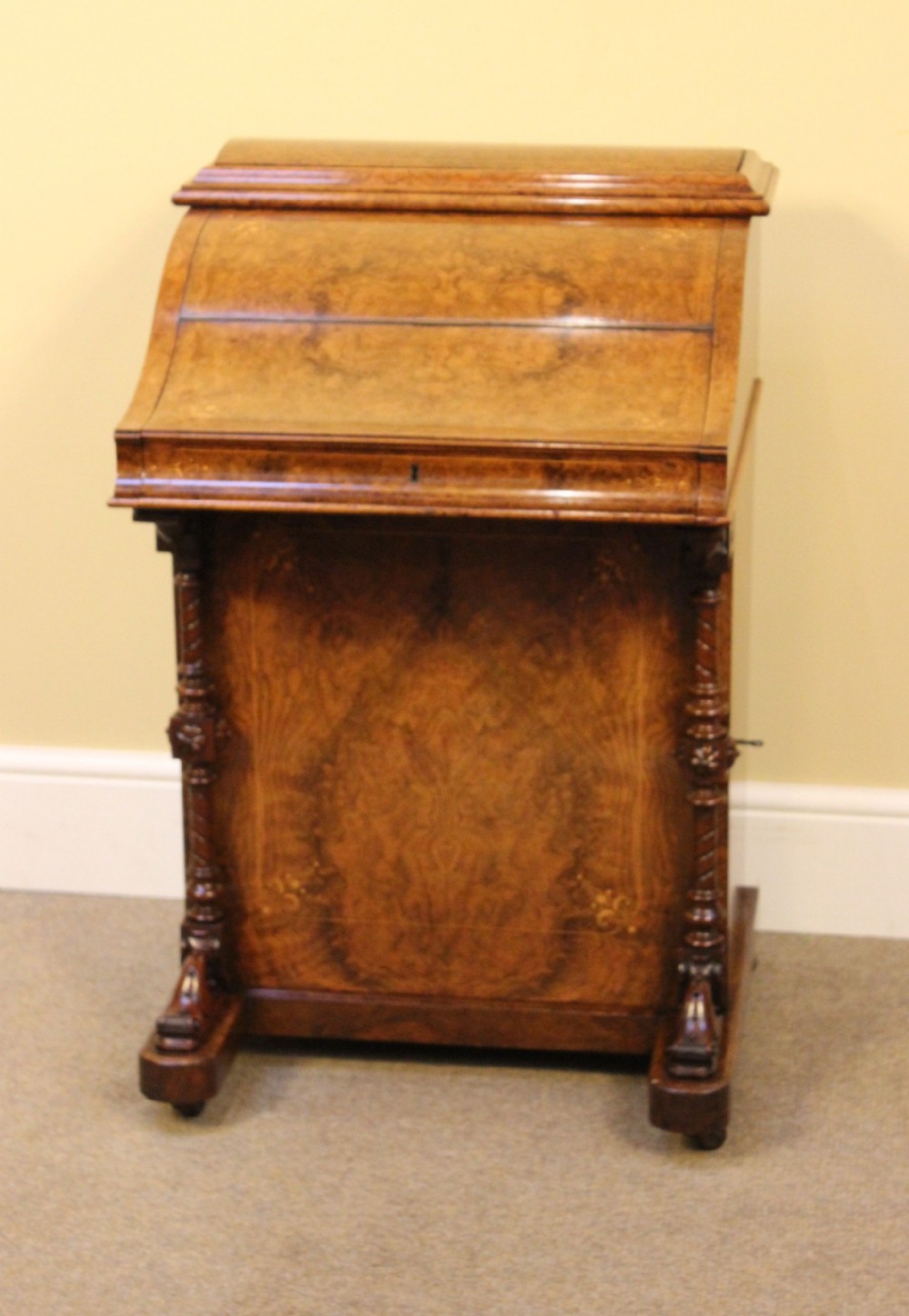 19thc. Walnut Davenport 