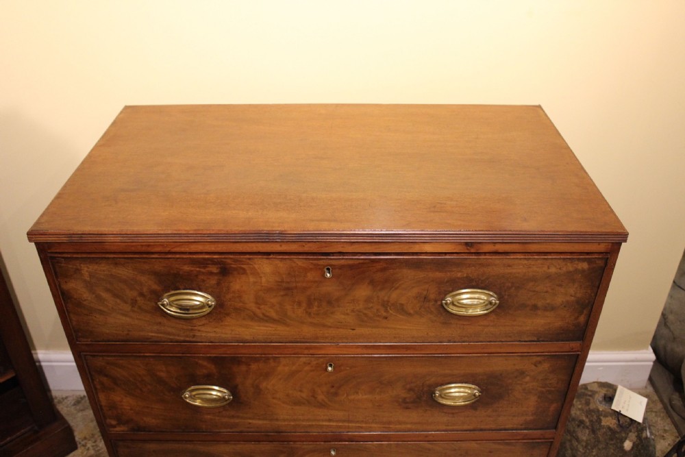 19thc. Mahogany Chest of Drawers View IV